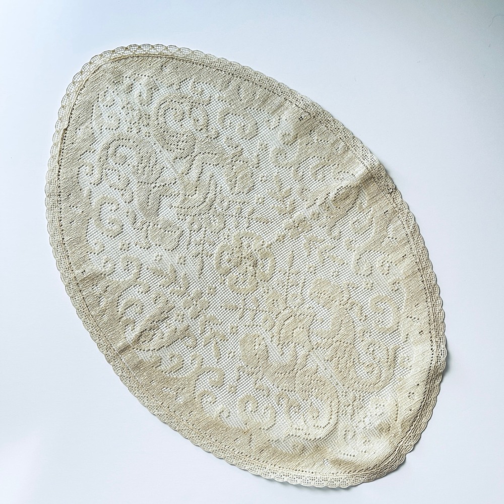 Vintage Handmade Lace Doily Oval Beige Floral Cottage Boho End Table Accent